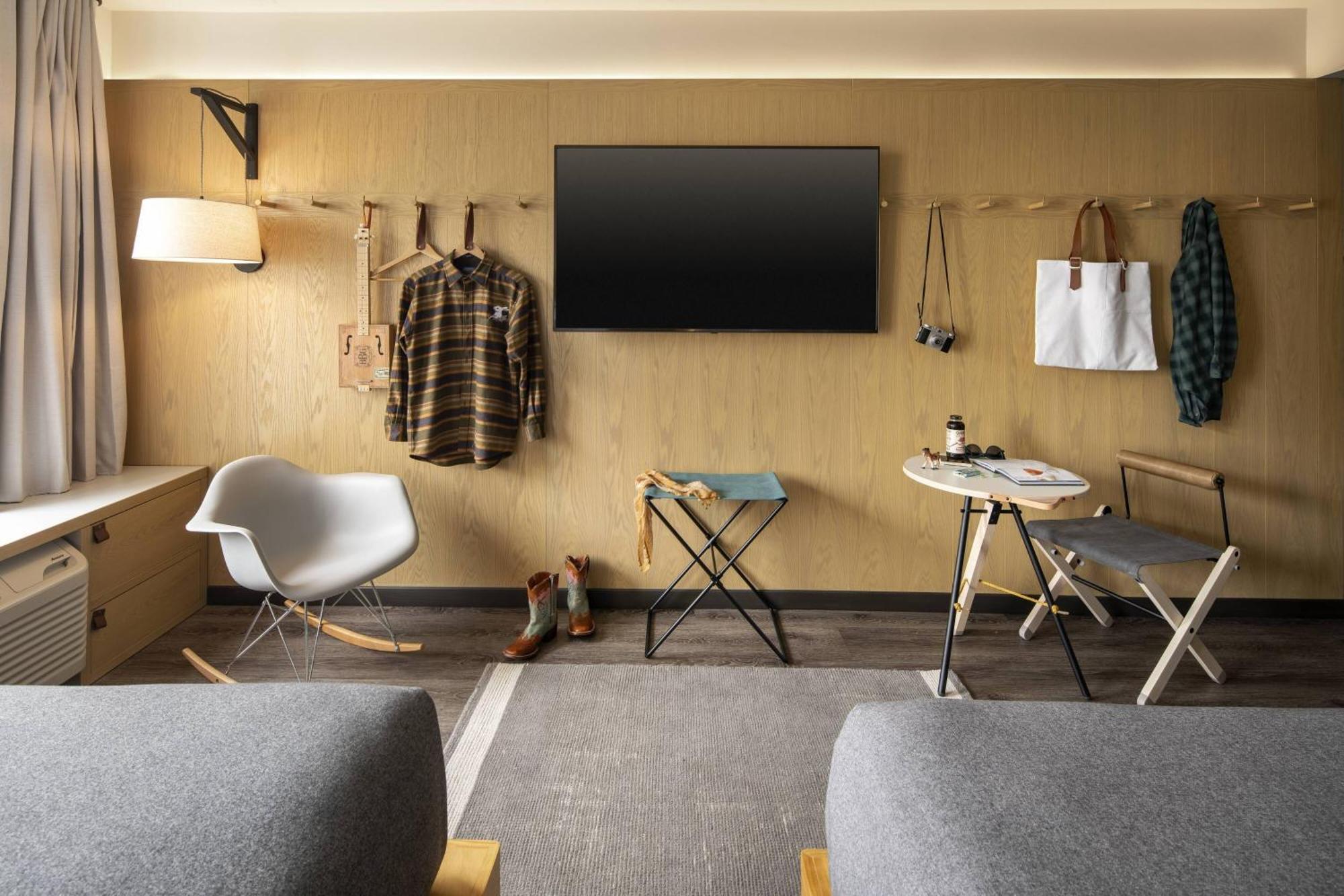 Moxy Downtown Hotel Memphis